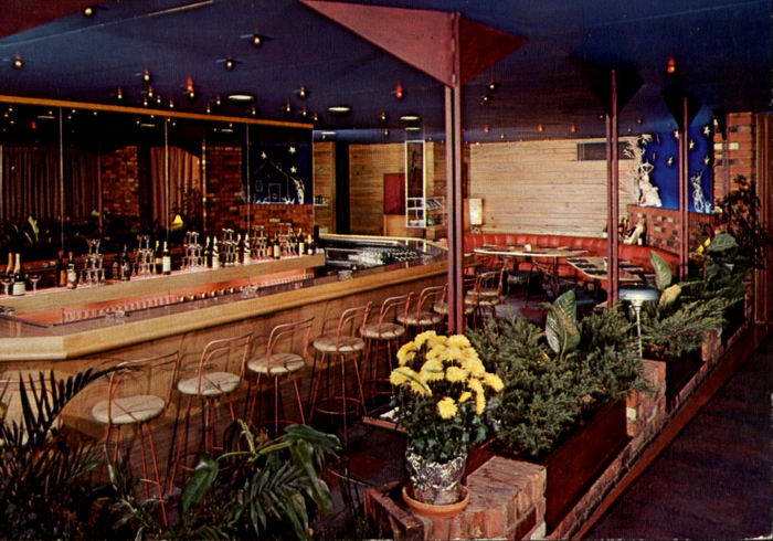 Sojourn Lakeside Resort (Gay El Rancho Ranch, El Rancho Stevens Ranch) - Vintage Postcard (newer photo)